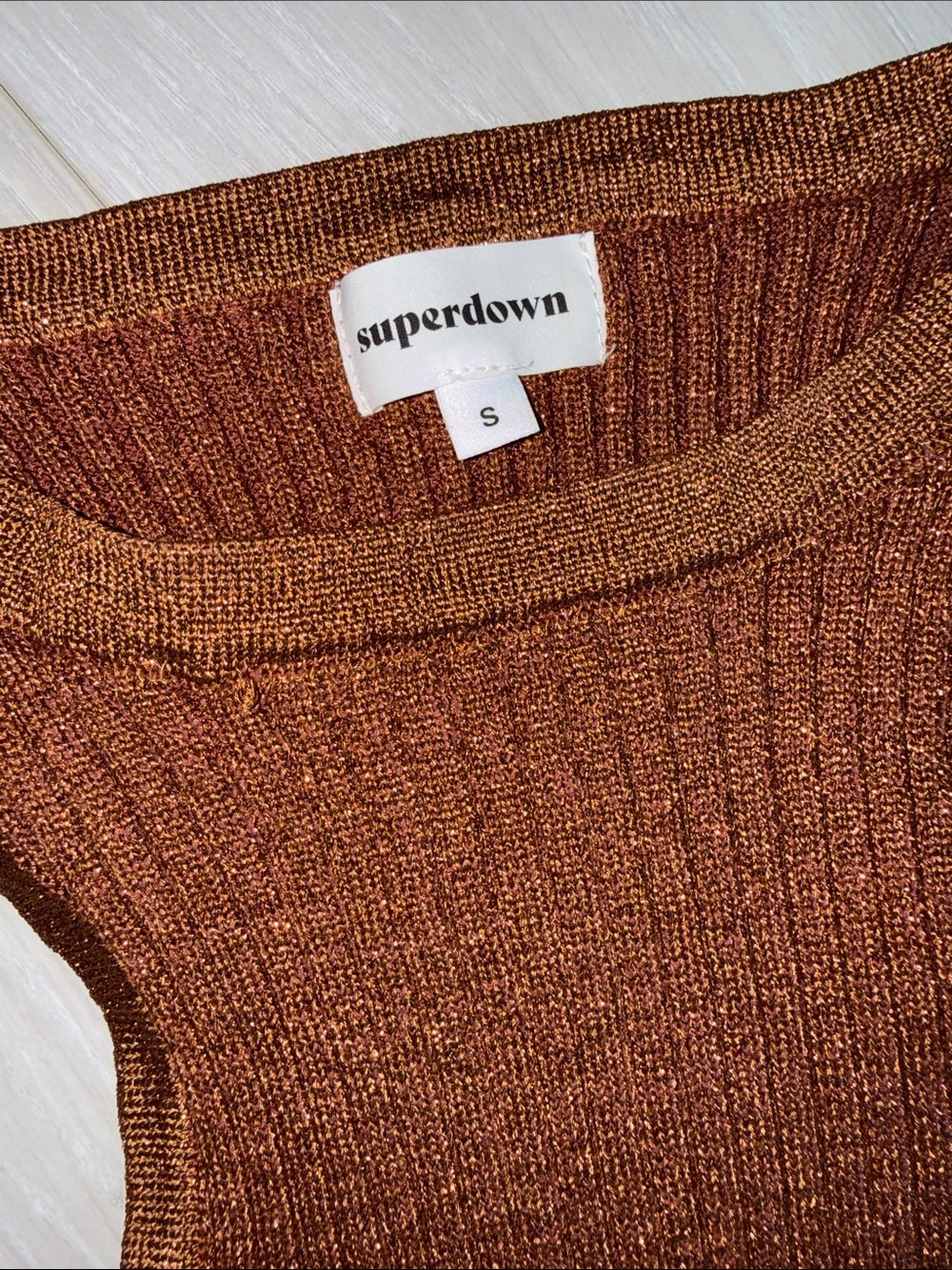 superdown Bronze Ribbed Mock Neck Tank - Picture 3 of 6